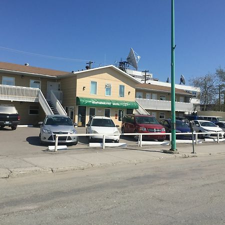 Northern Lites Motel Yellowknife Dış mekan fotoğraf