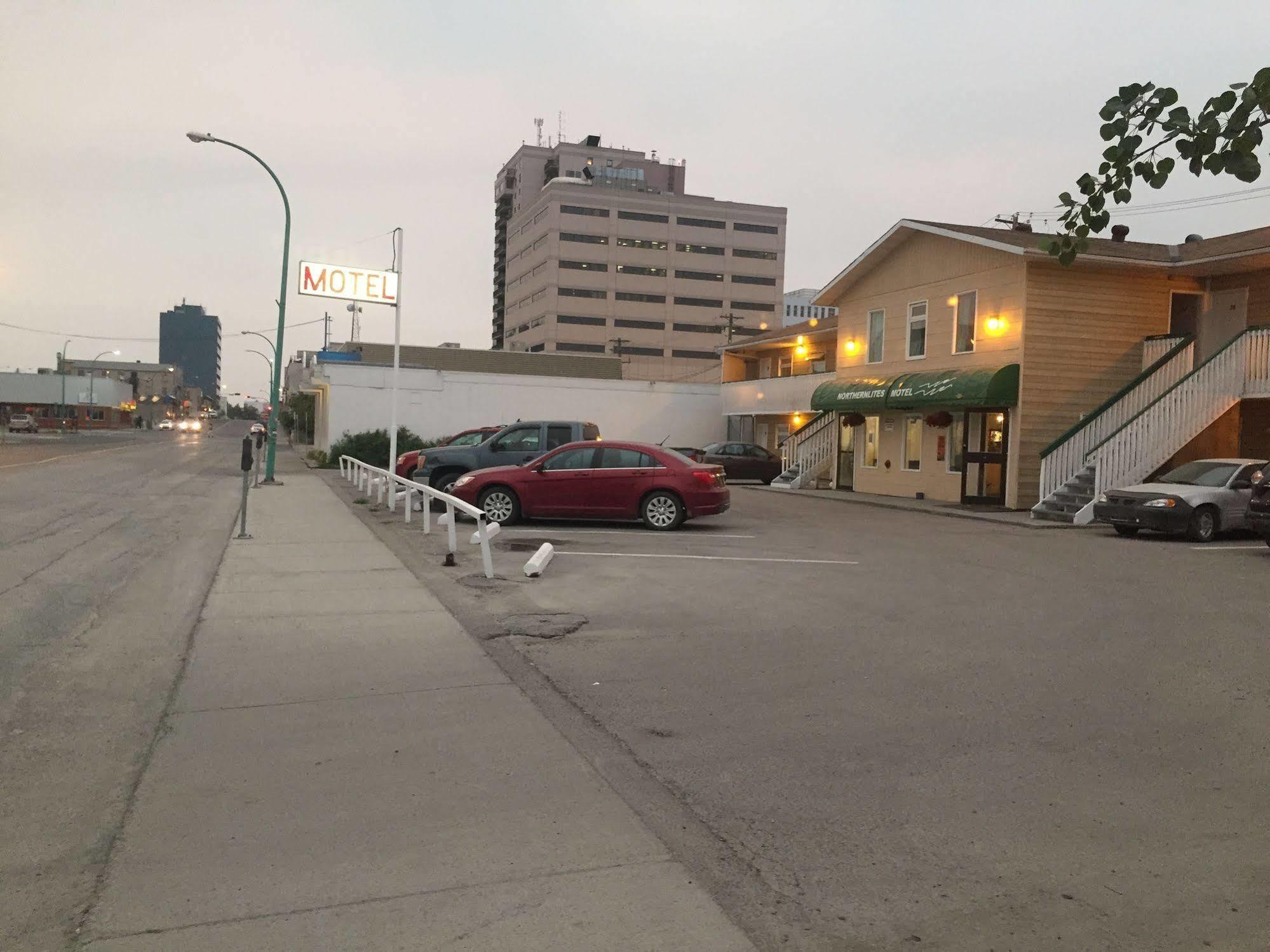 Northern Lites Motel Yellowknife Dış mekan fotoğraf