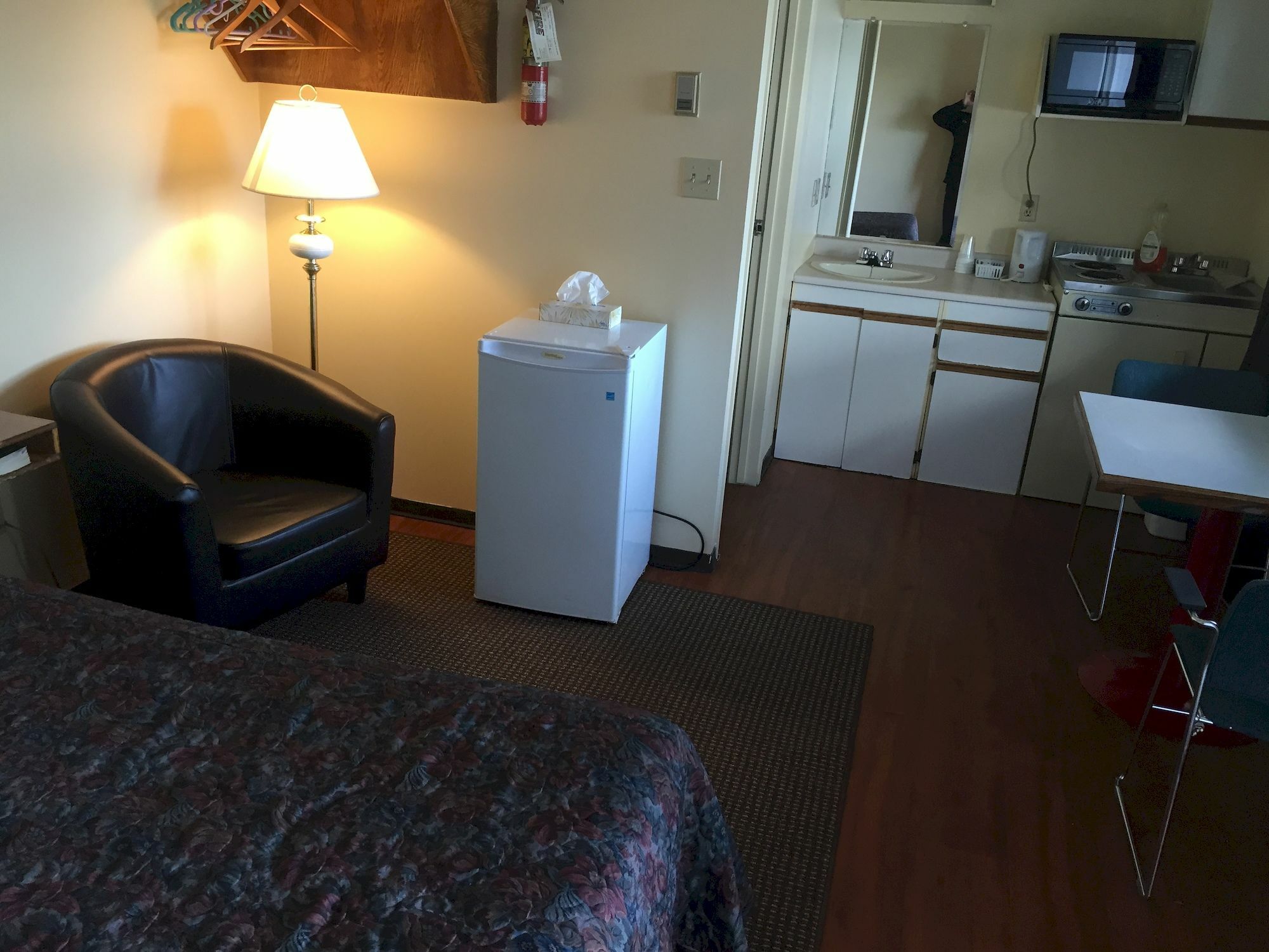 Northern Lites Motel Yellowknife Dış mekan fotoğraf